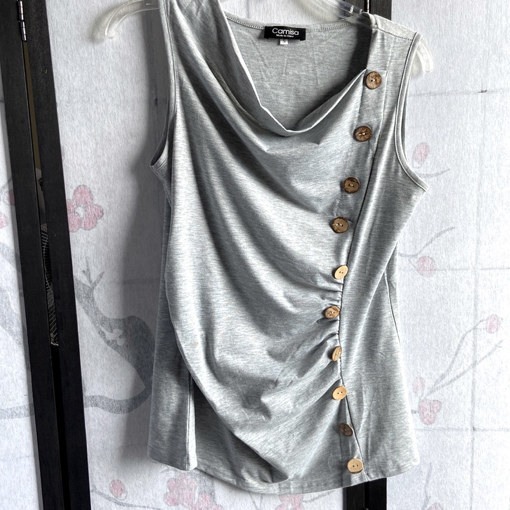 Cute side button detail top in size S